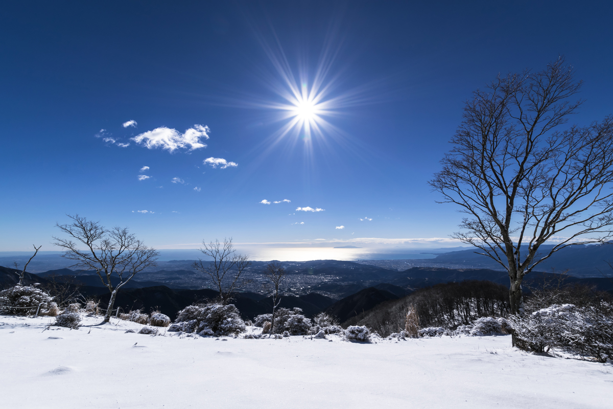 鍋割山山頂の雪景色